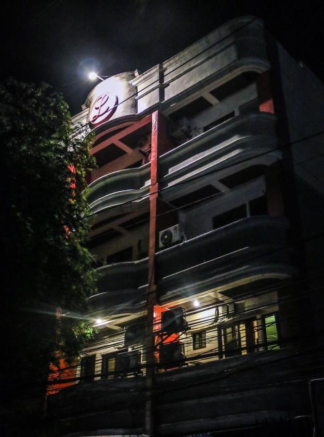 Bing'S Place Pasay Esterno foto